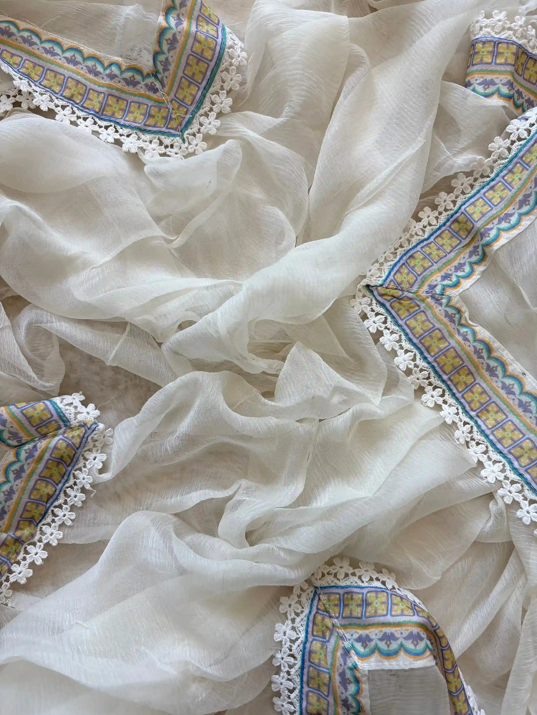 pure linen unstitched suit with chiffon dupatta