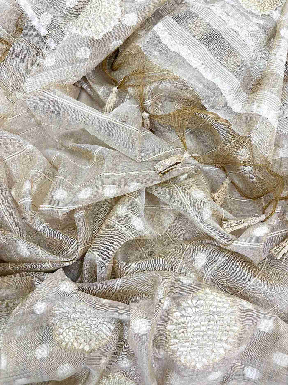 formal wear unstitched suit in jaamdani weaving