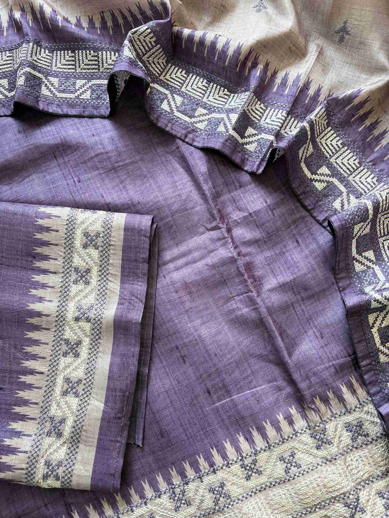 Formal and semi party wear unstitched suit - The Zareesh