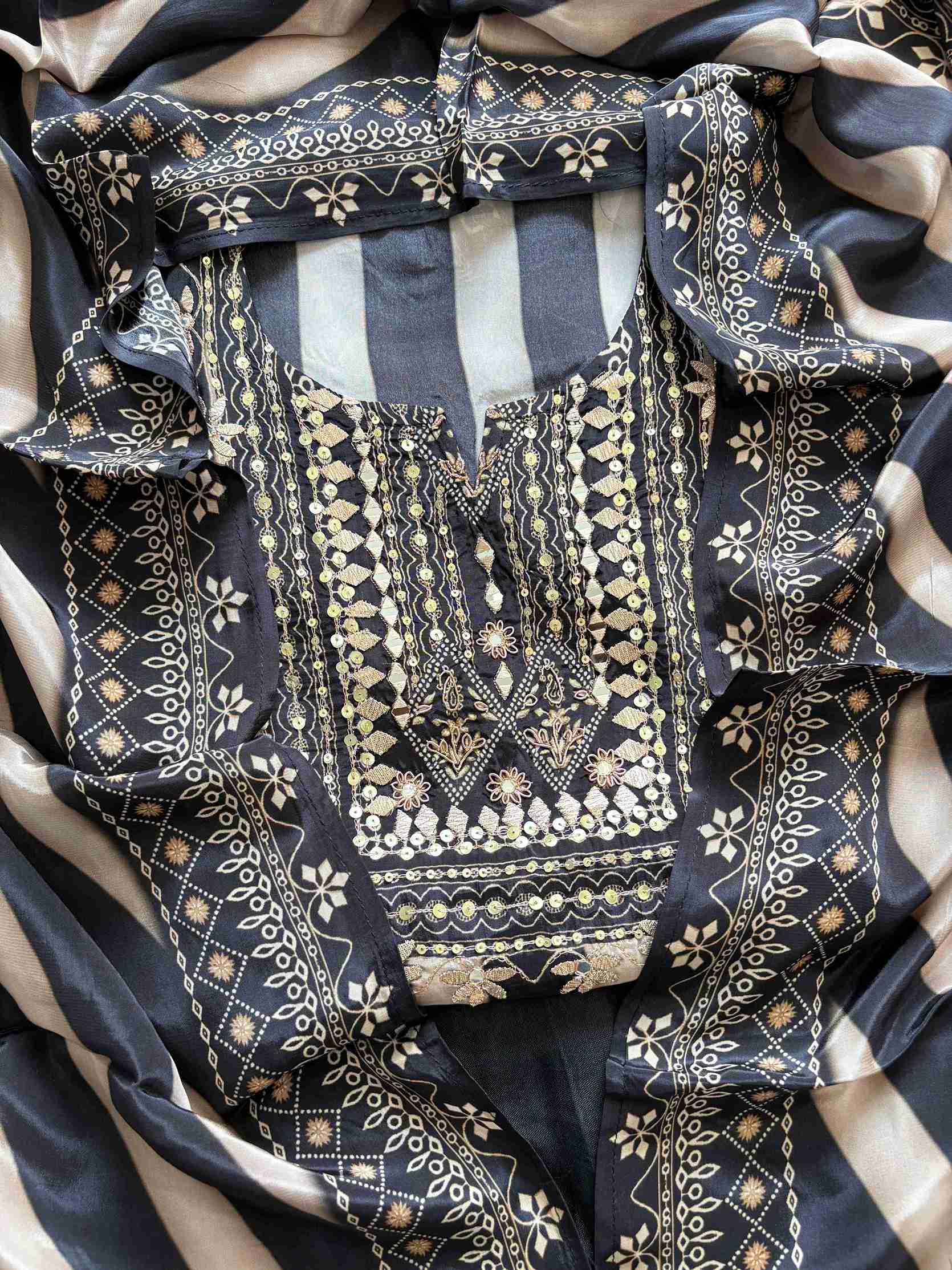 Striped Crepe Unstitched suits - The Zareesh