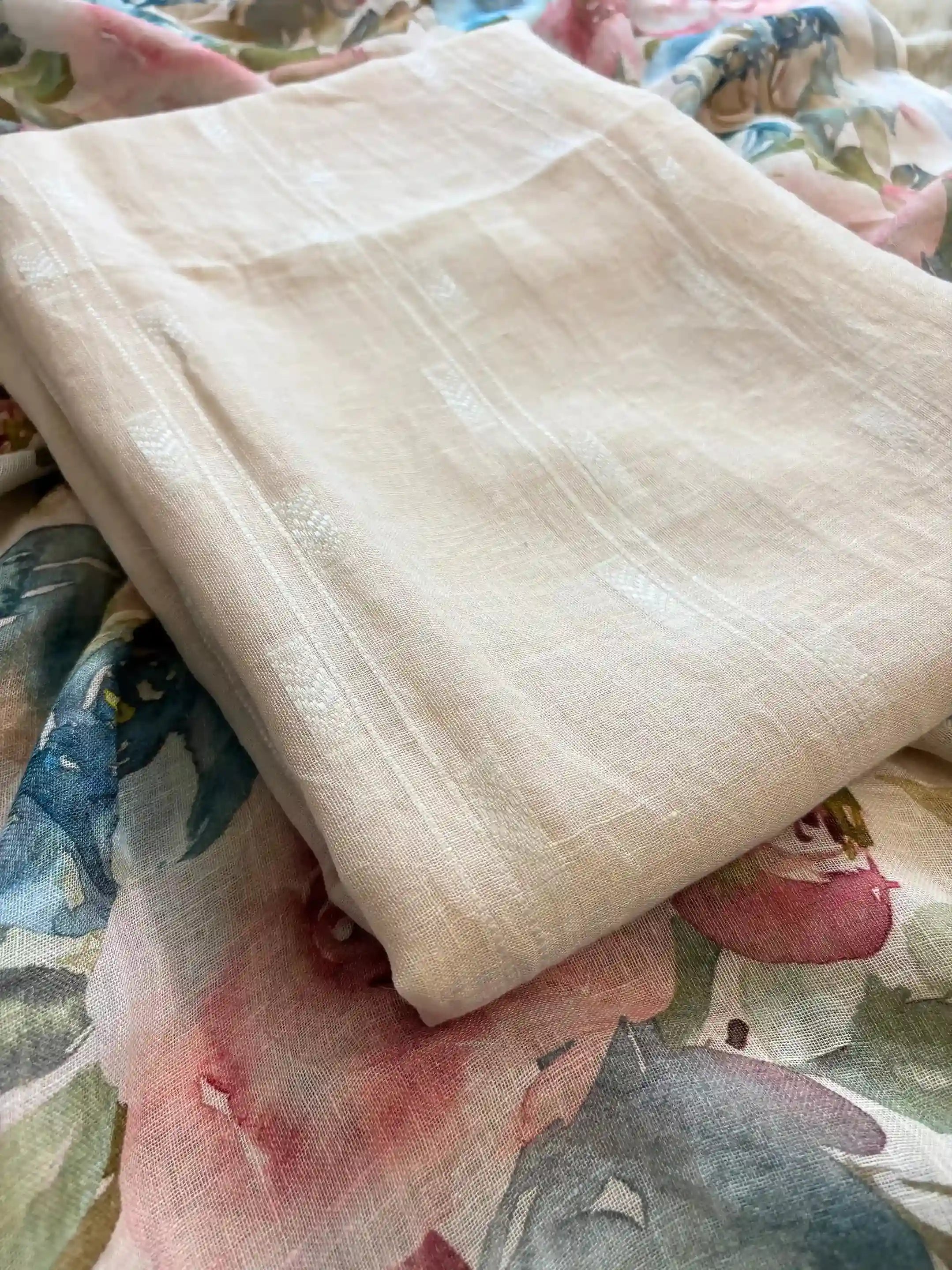 pure linen unstitched suit for casual look