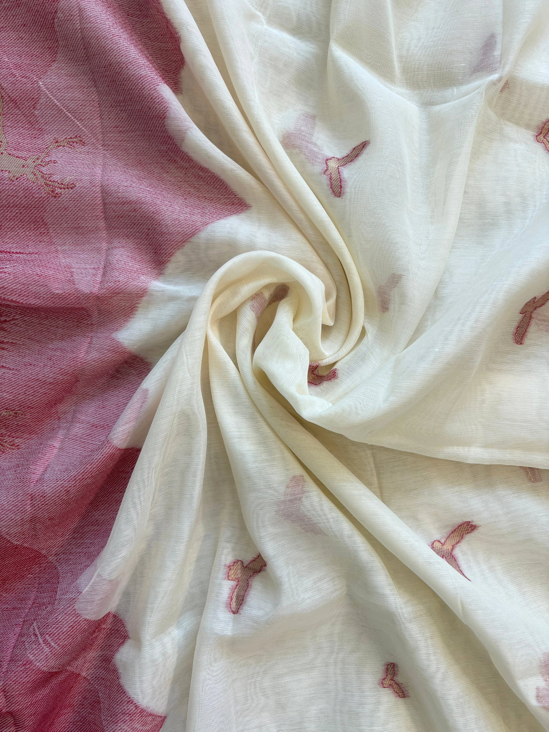 Scenic Red & Ivory Jamdaani Suit with Mountain & Deer Motif – Artistic Ethnic Wear