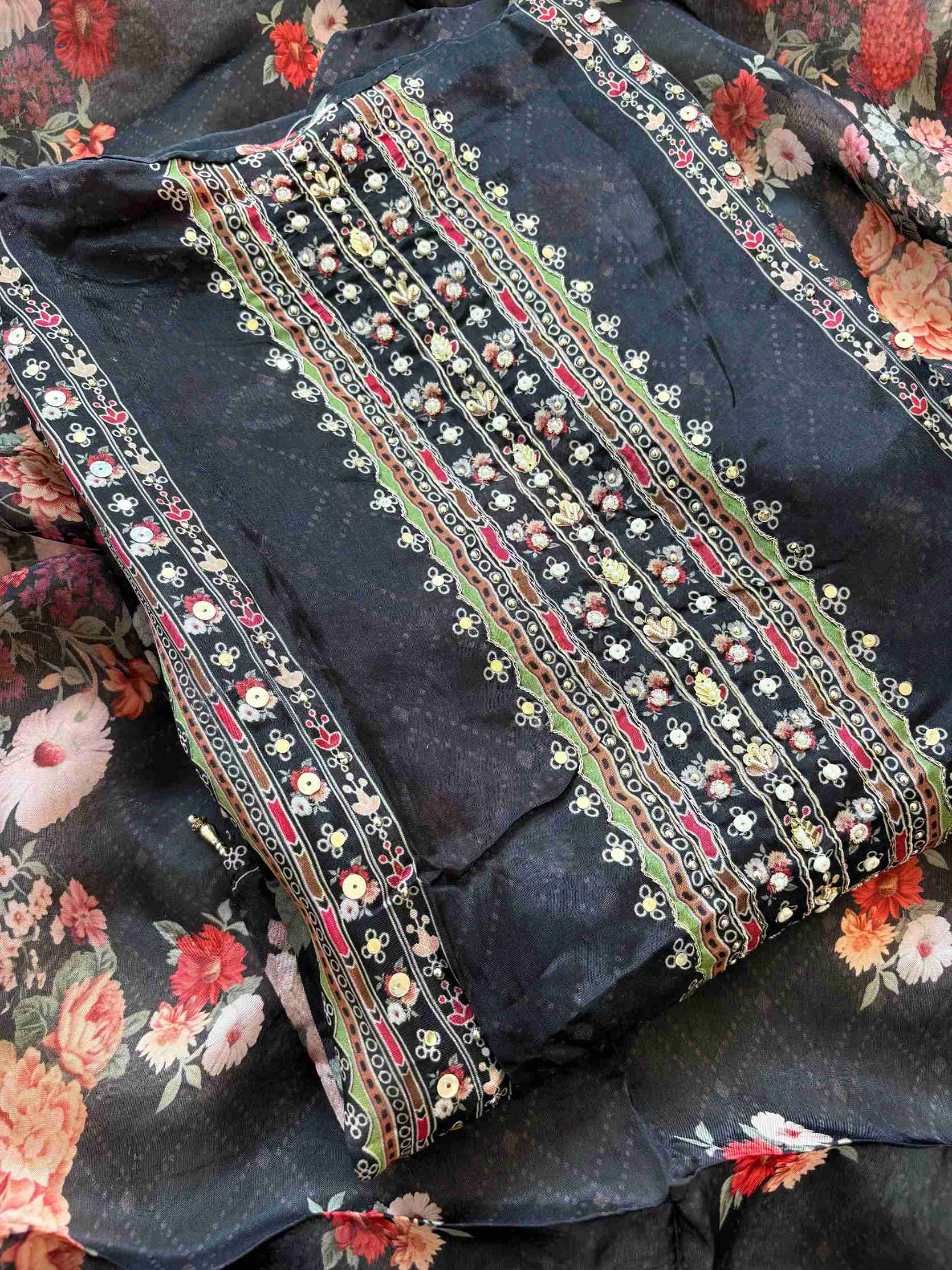 Soft organza Unstitched shirt with pakistani lawn inspired look - The Zareesh