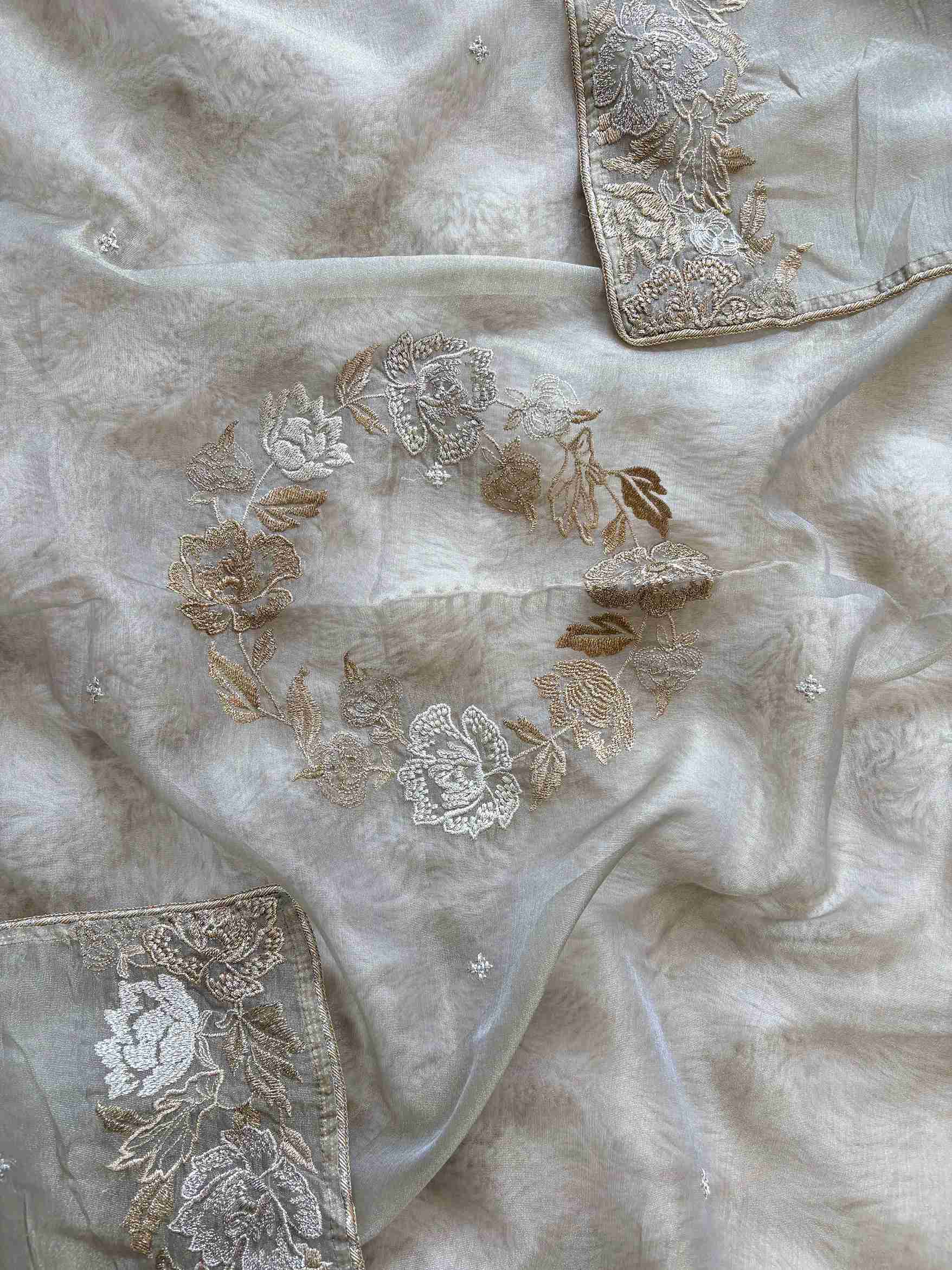 Very Elegant party wear unstitched suit - The Zareesh