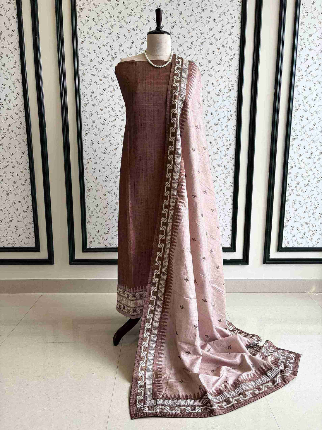 Formal and semi party wear unstitched suit - The Zareesh