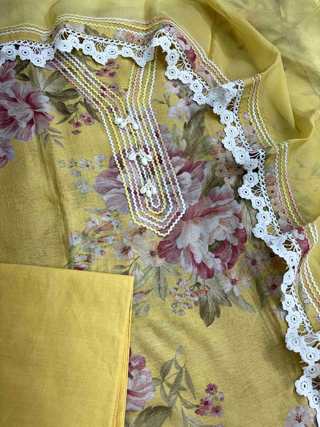 Haya-e-Bahar: Pastel Yellow Floral Linen Suit with Lace Detailing Organza Dupatta