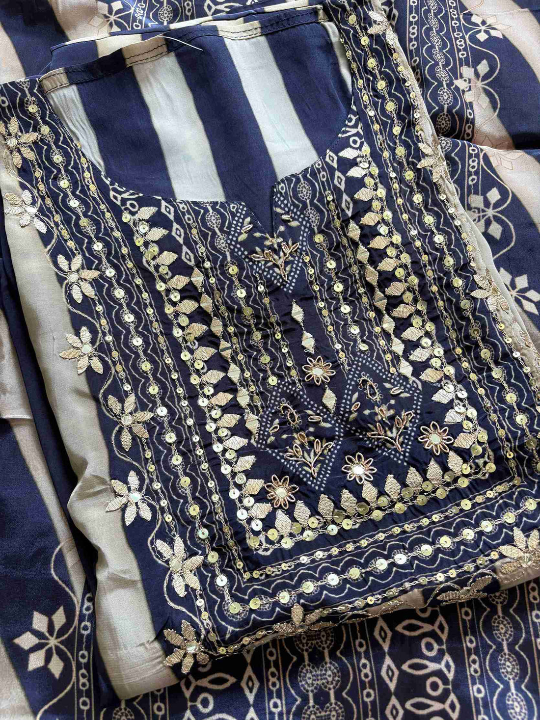 Striped Crepe Unstitched suits - The Zareesh