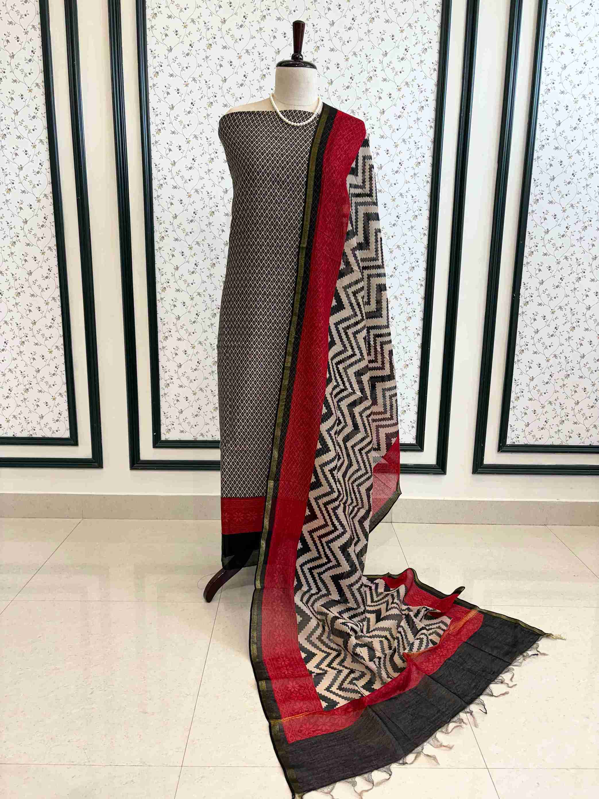 Black Red Maheshwari silk suit displayed on mannequin