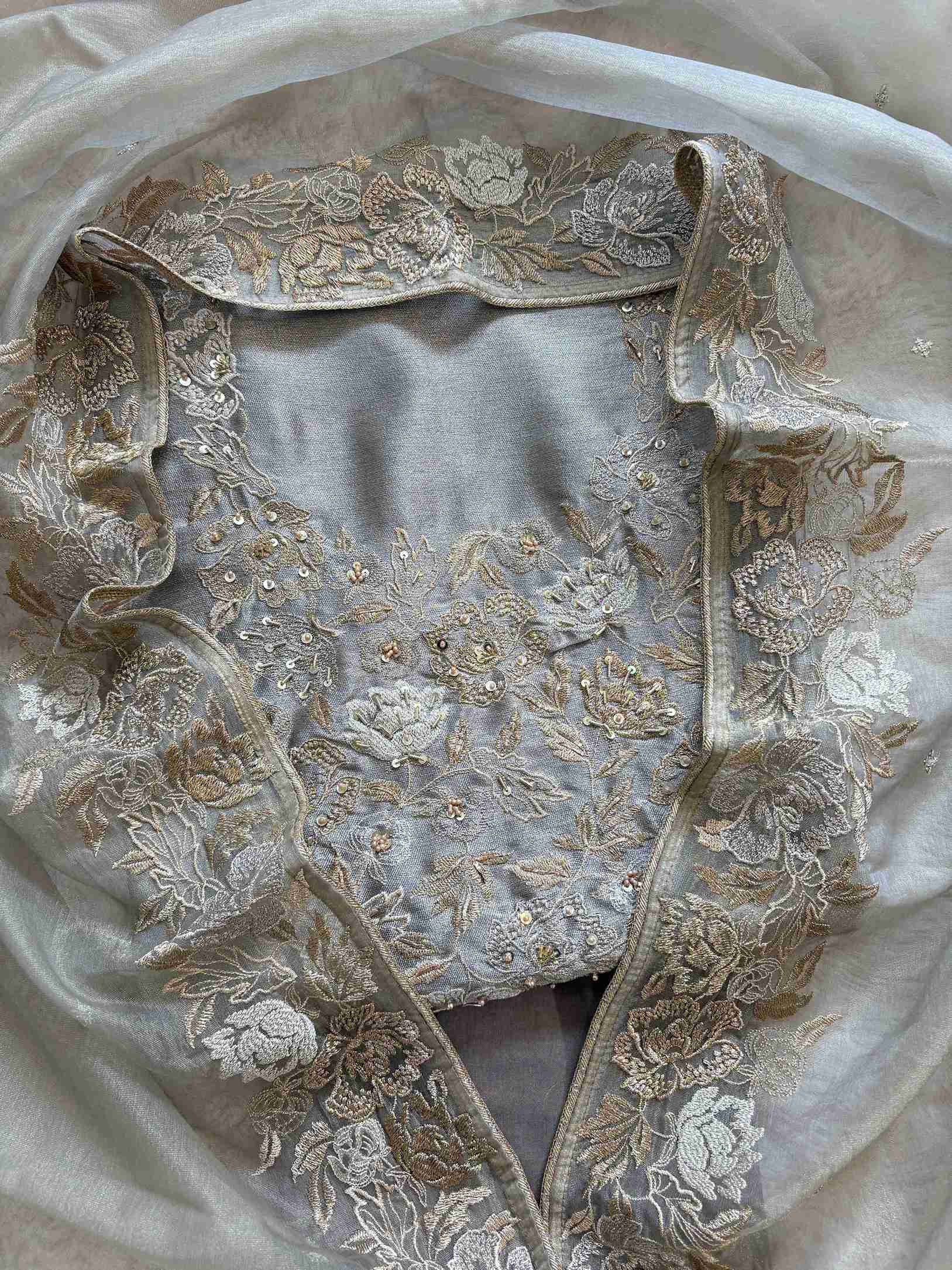 Very Elegant party wear unstitched suit - The Zareesh