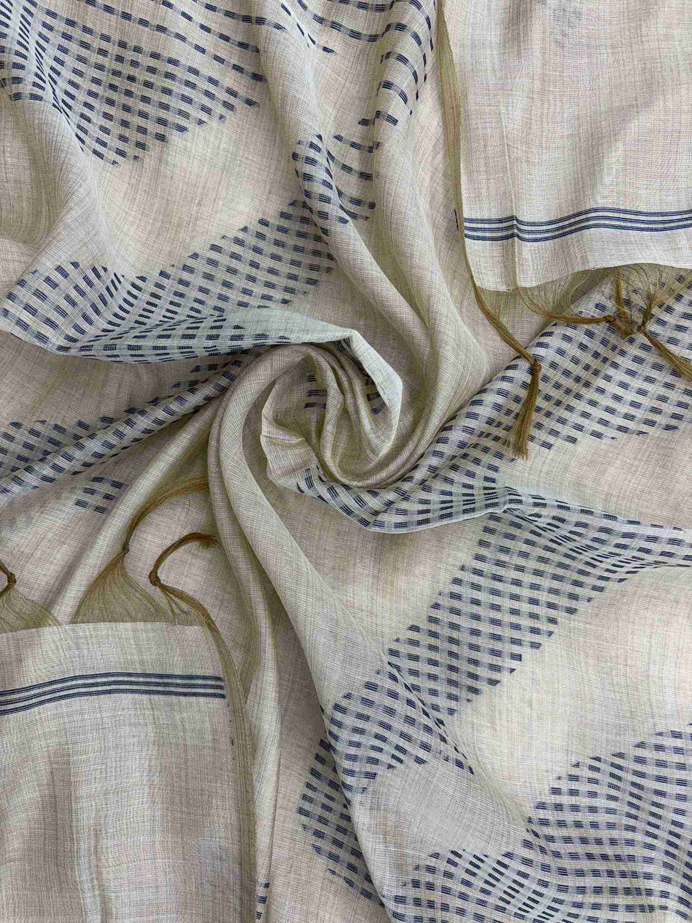 Coordinated blue viscose dupatta with soft drape