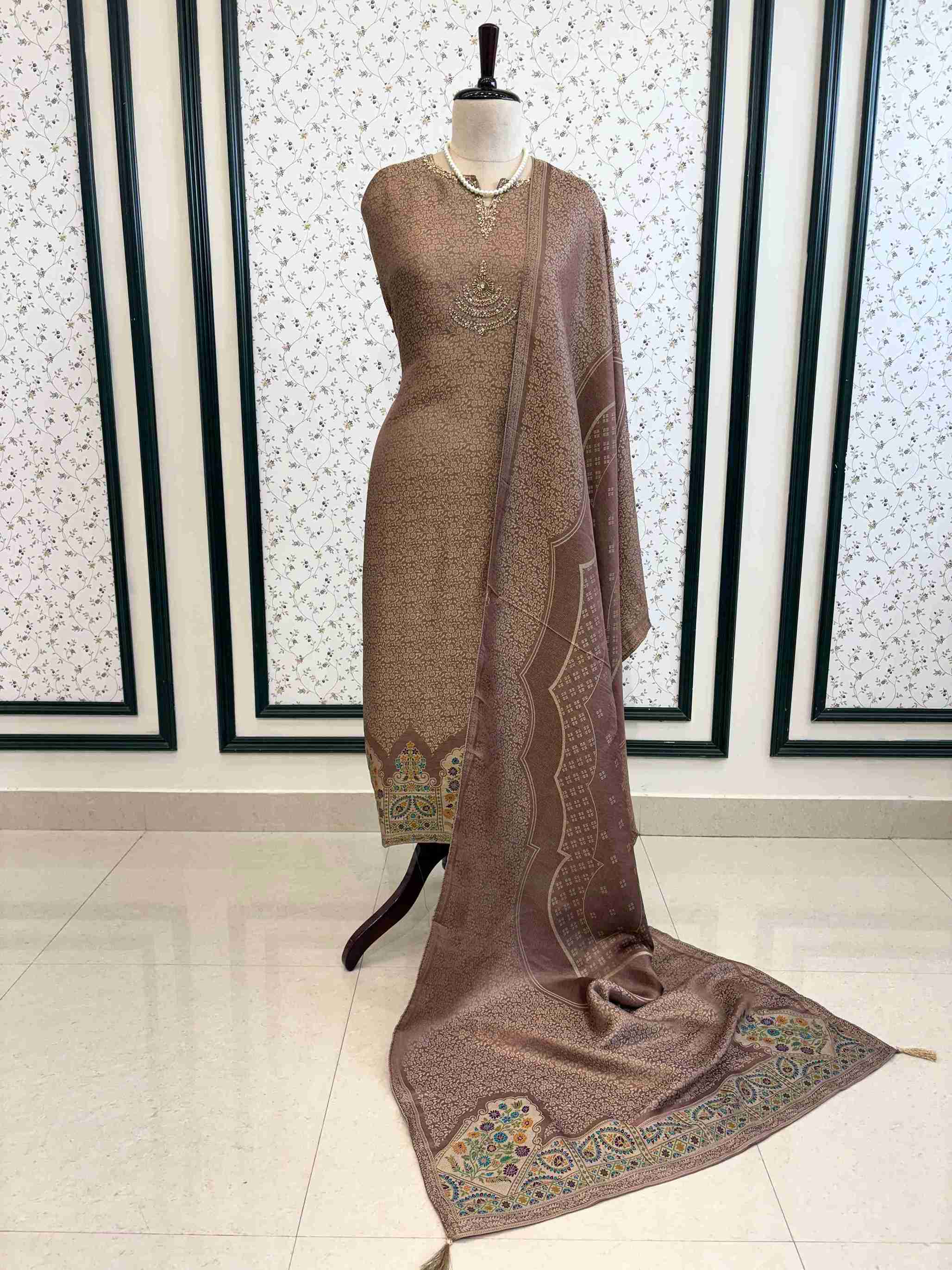 Premium jacquard Party wear unstitched suit - The Zareesh