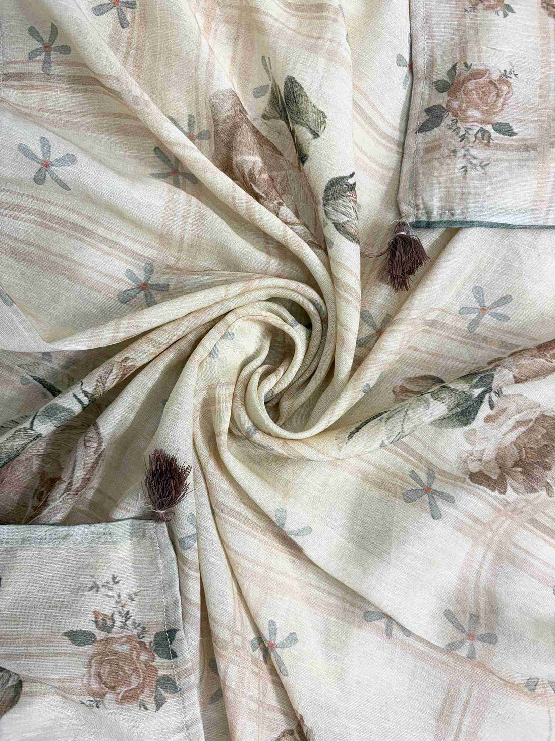 Check stripe pattern with scattered small floral motifs across cream beige narrow linen cotton dupatta body
