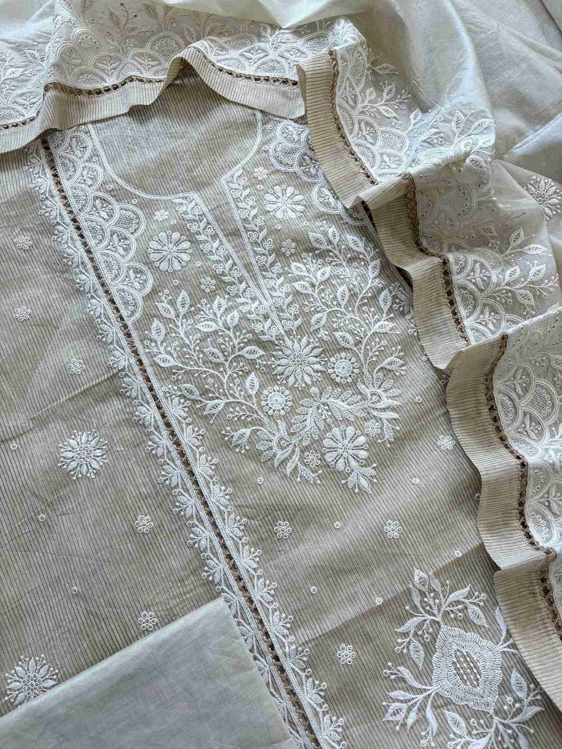 Chikankari Party wear Cotton Silk Unstitched Suit - The Zareesh