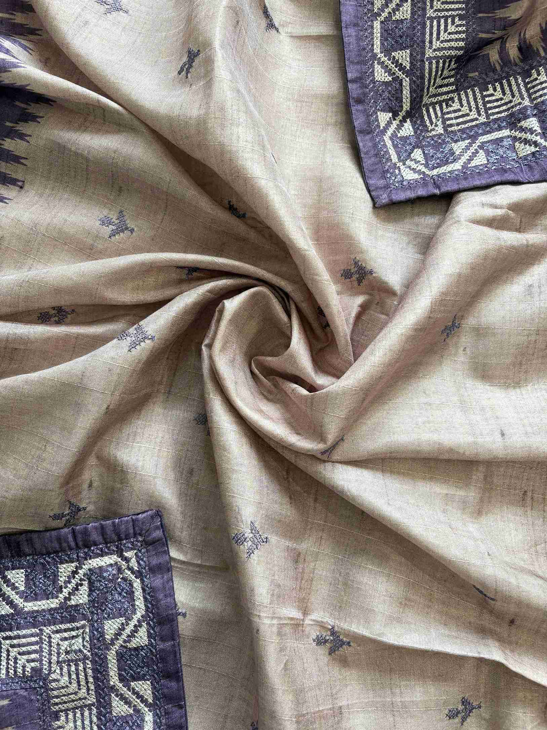 Formal and semi party wear unstitched suit - The Zareesh