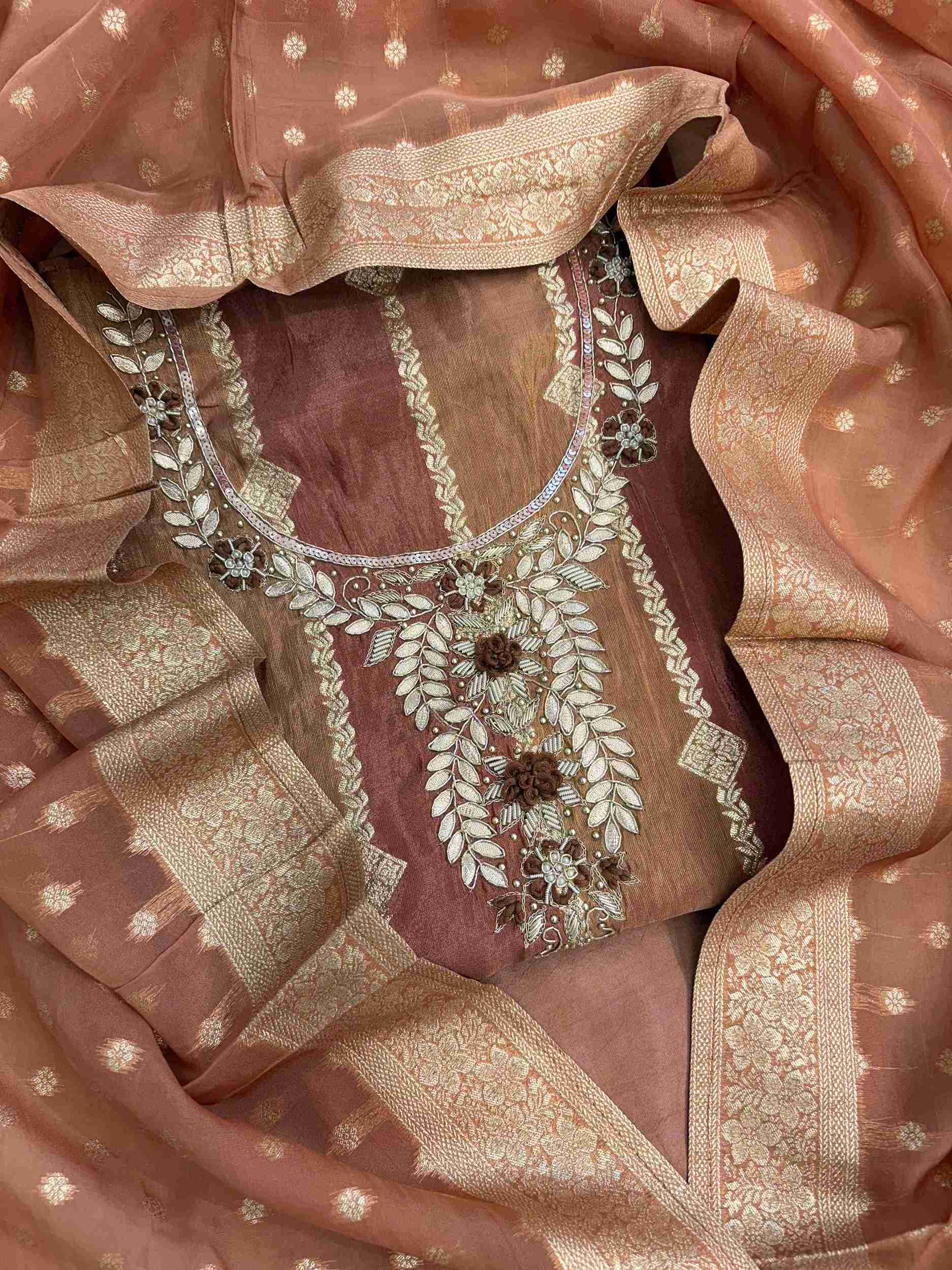 unstitched suit for women in shimmer tissue fabric with banarasi weaving 