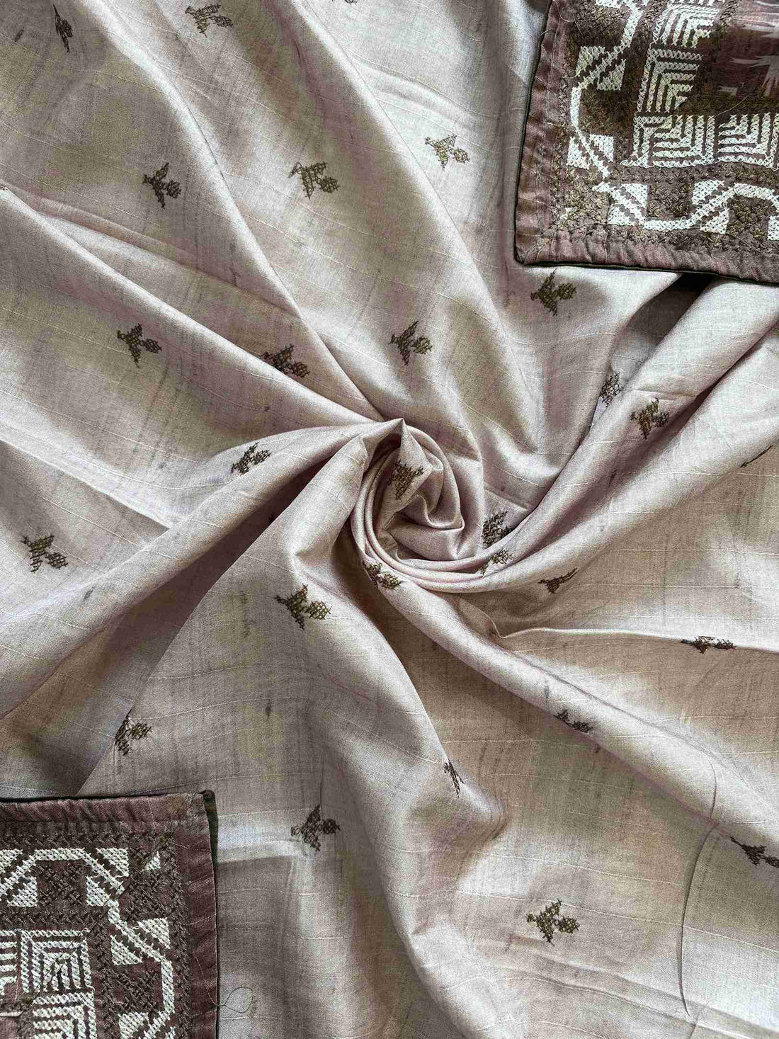 Formal and semi party wear unstitched suit - The Zareesh