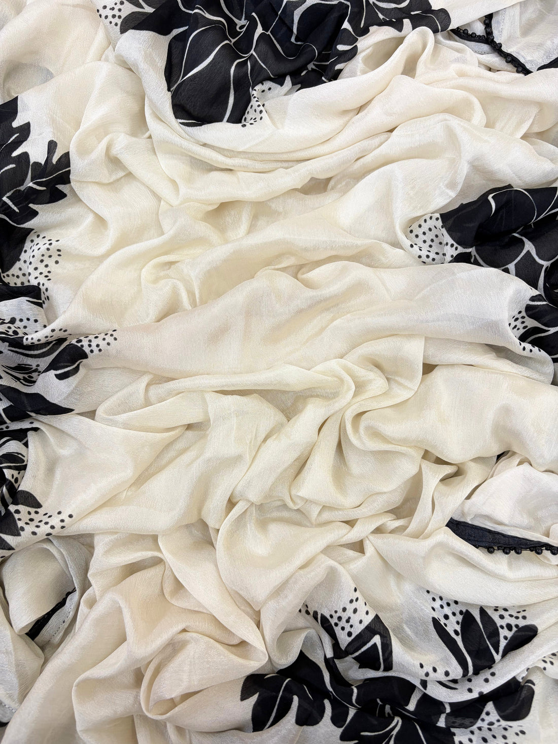 Zoya-e-Zehra: Ivory Black Appliqué Suit with Chic Motifs & Contrast Dupatta