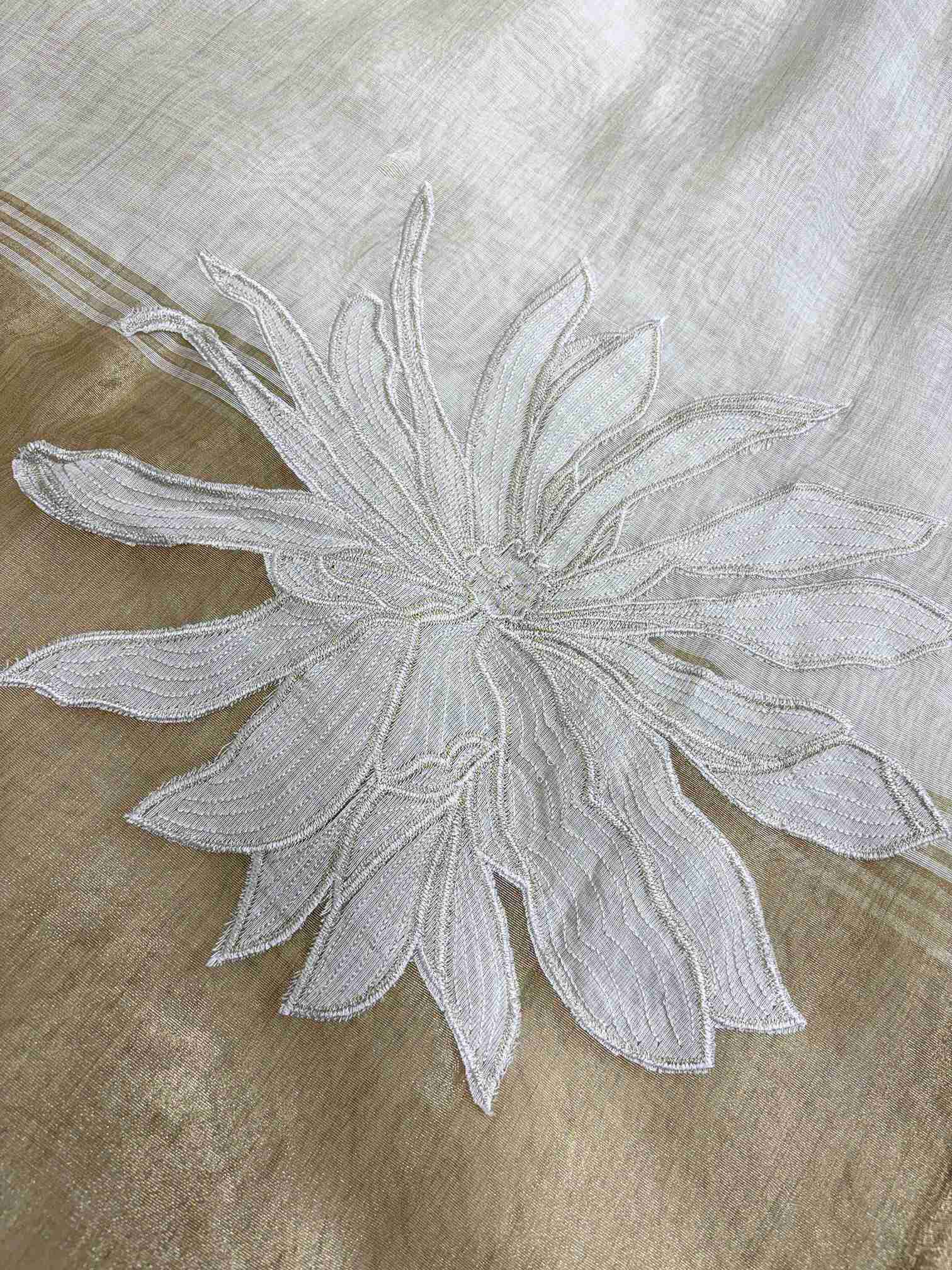 floral applique patchwork detailing