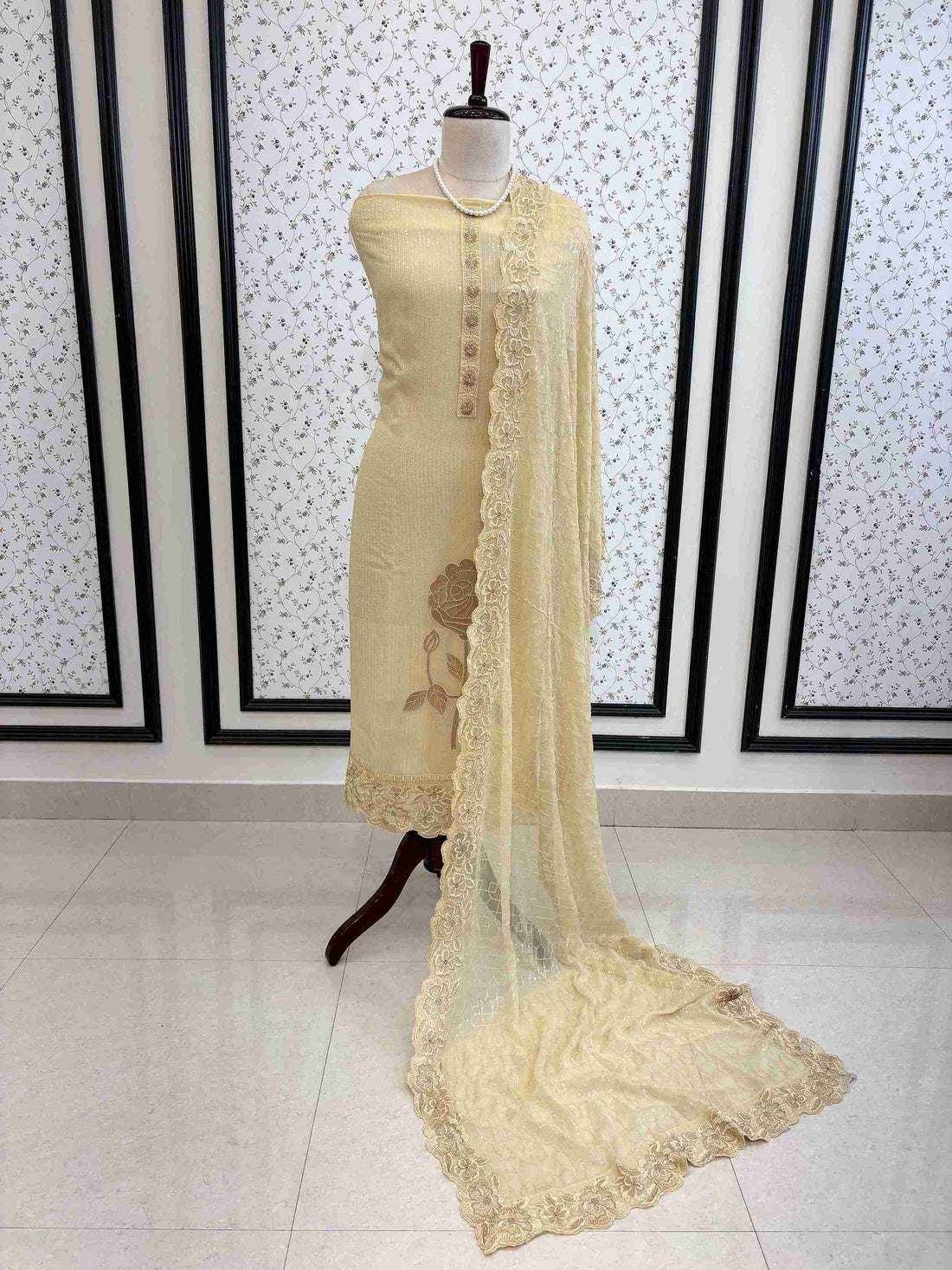 georgette unstitched suit party wear with chiffon dupatta