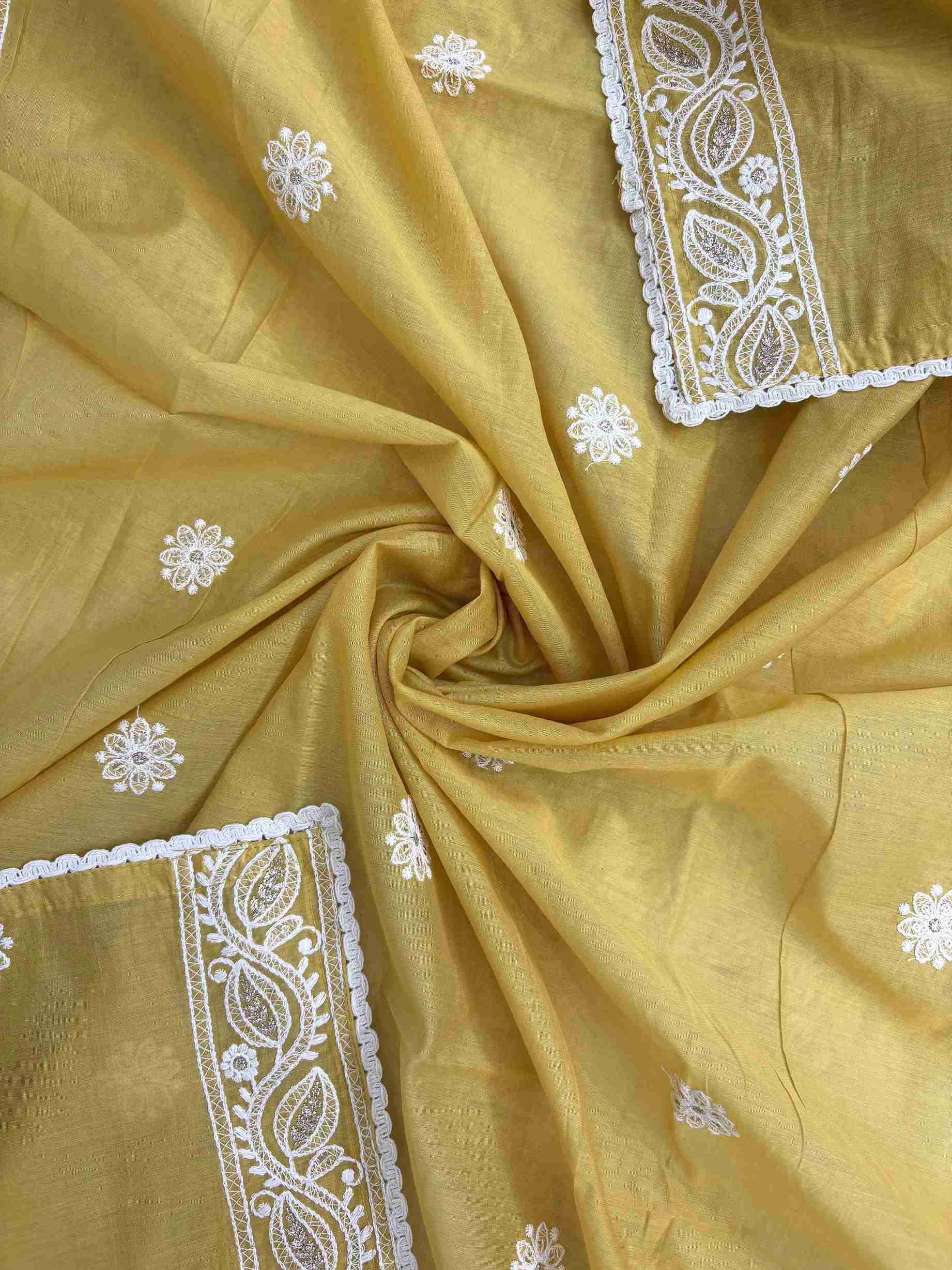 Mustard dupatta with white embroidered border and scalloped lace detailing