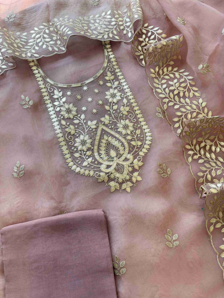 Pink tissue dupatta with leaf-pattern leather gota border and scalloped edges