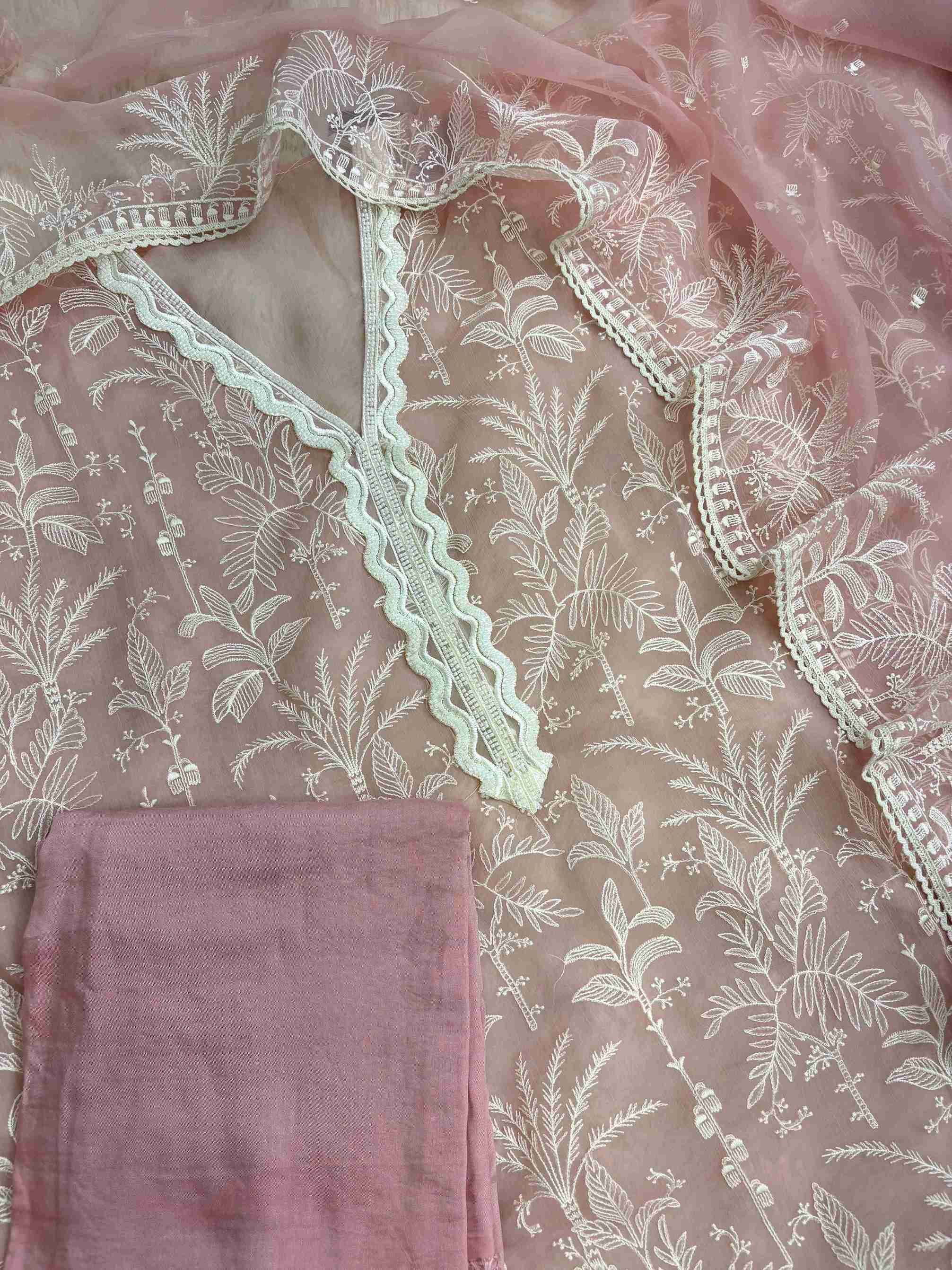 Powder pink chiffon dupatta with embroidered borders and delicate resham detailing
