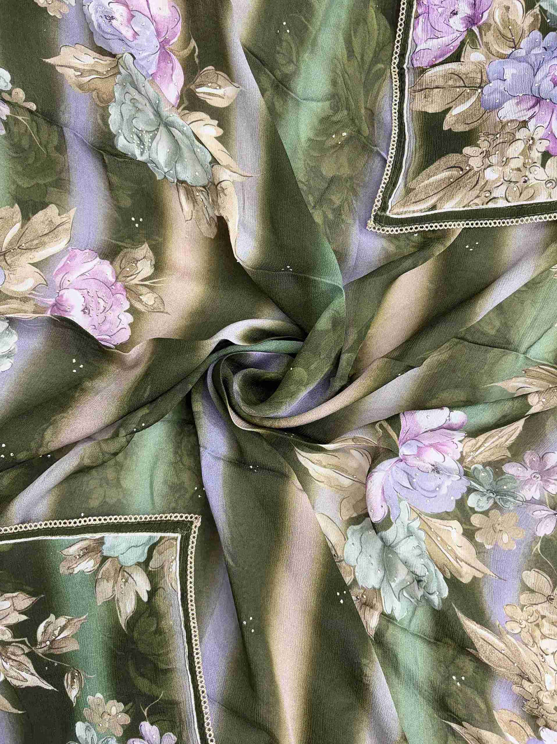 Chinnon dupatta with stripe pattern and floral print in green and multicolor tones