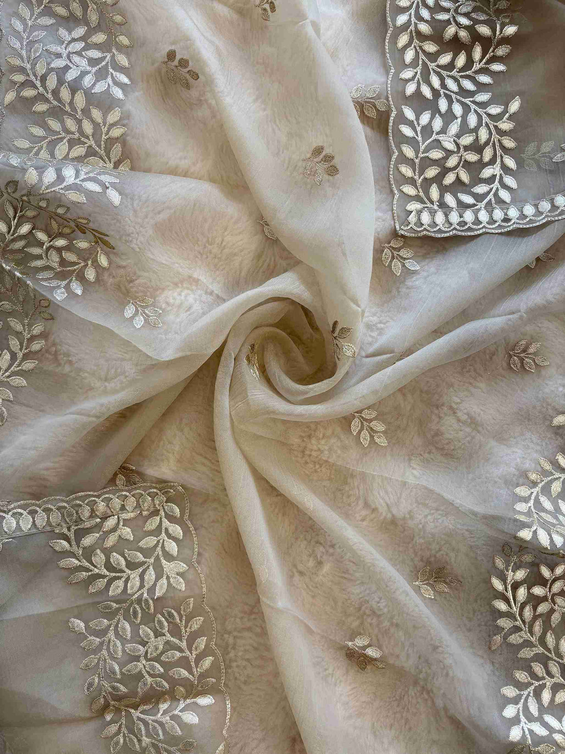 Taupe Beige tissue dupatta with leaf-pattern leather gota border and scalloped edges