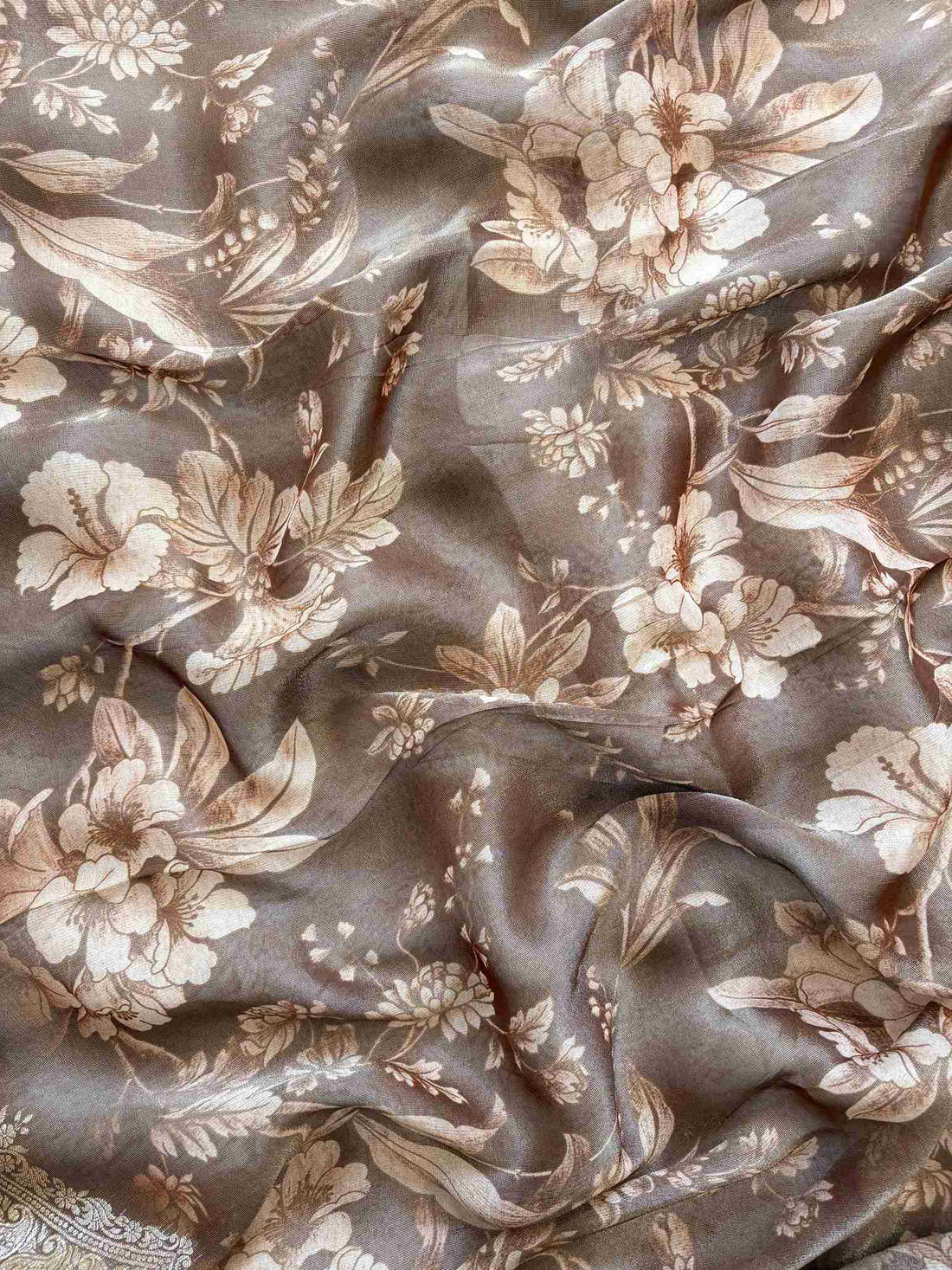 Elegant unstitched suit in gold organza with soft printed dupatta